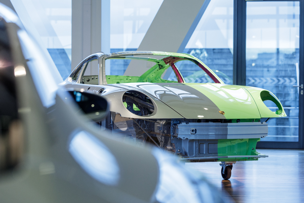 Revolution im Sportwagenbau: Porsche setzt auf CO₂-reduzierten Stahl